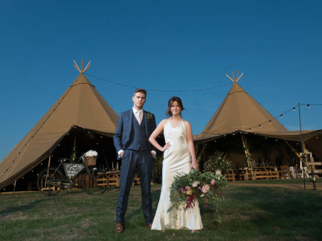 Grendon Lakes-Lee Glasgow Wedding Photographer-Teepees and Tents