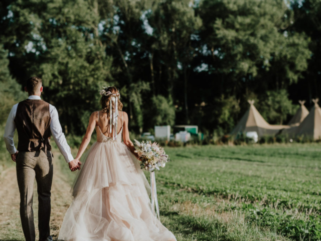 Lee Glasgow Wedding Photographer-Teepees and Tents